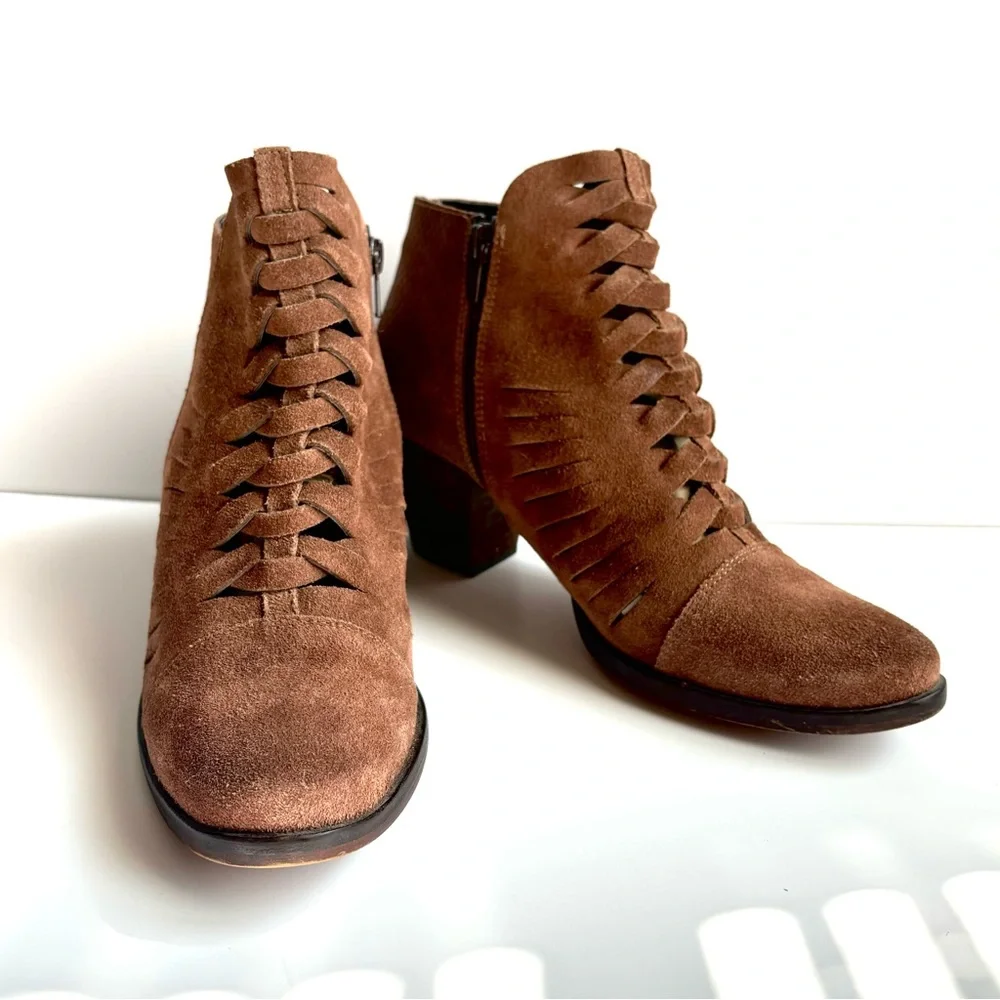 Free People Loveland Brown Mocha‎ Suede Cutout Braided Festival Ankle Boot 9.5